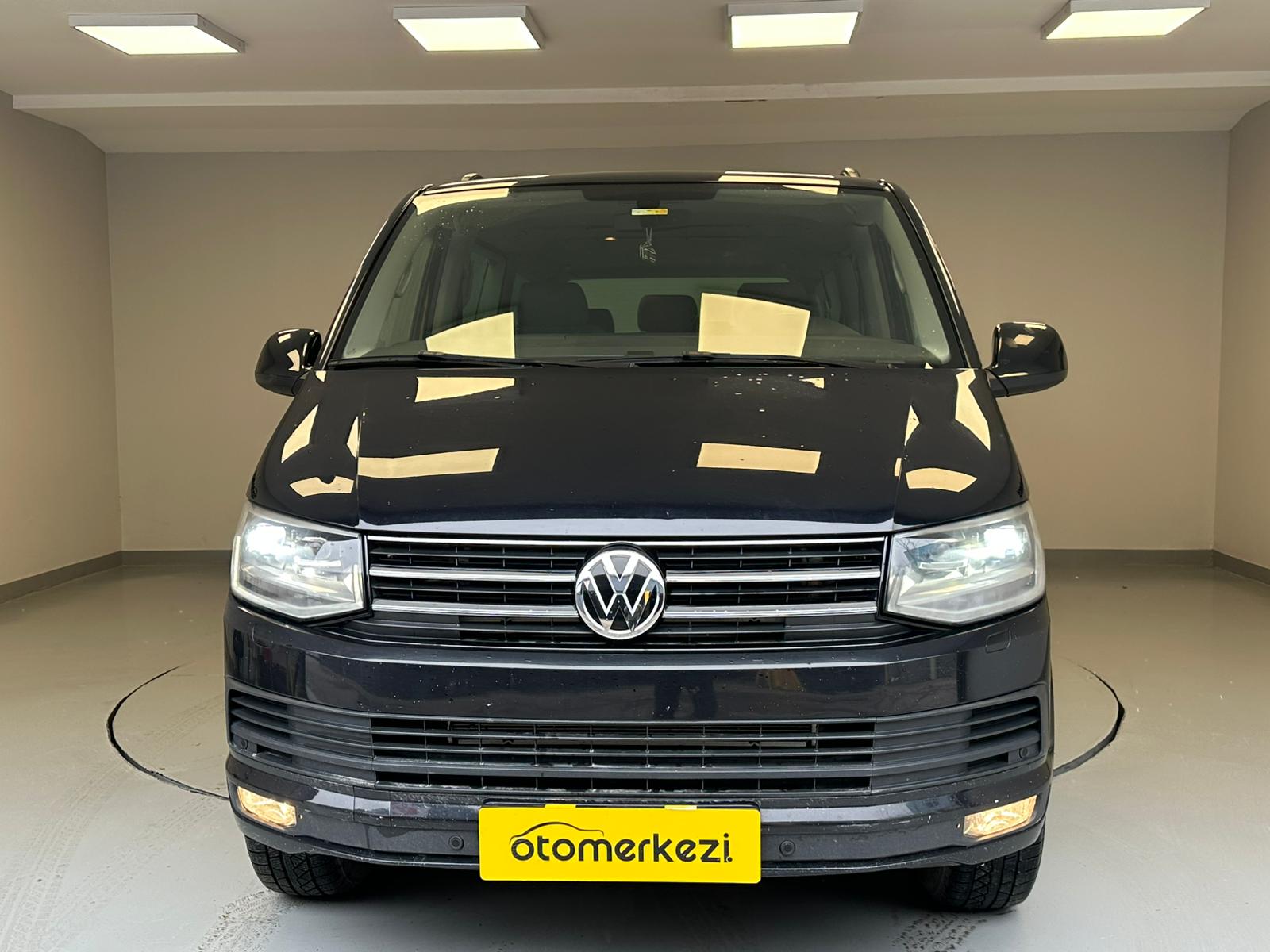 VOLKSWAGEN CARAVELLE 18